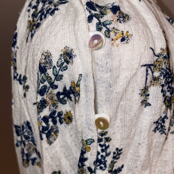 Lucky Brand Floral Open Shoulder Blouse - Picture 4 of 16